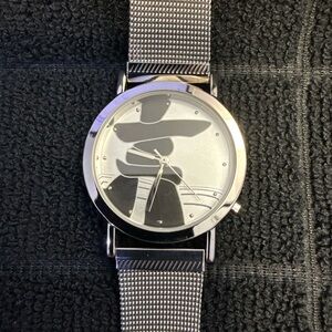 Vintage Oscardo Inukshuk Silver Mesh Strap Women's Watch